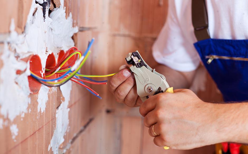 recherche électricien Suresnes